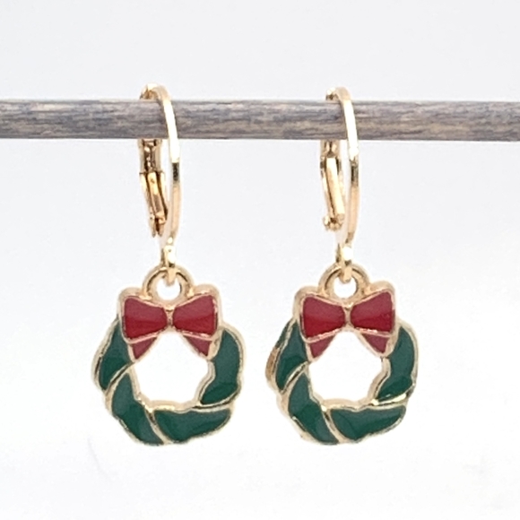 Small Christmas Wreath Earrings - Picture 2 of 5